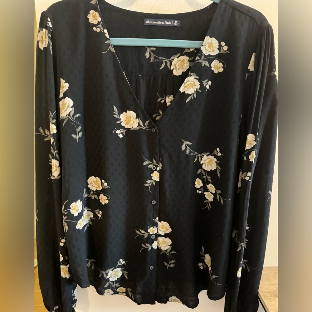 Abercrombie & Fitch Floral Button Down Shirt